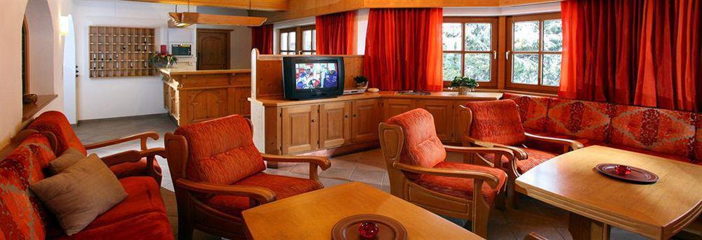 קירשברג אין טירול Hotel Taxacher מראה חיצוני תמונה